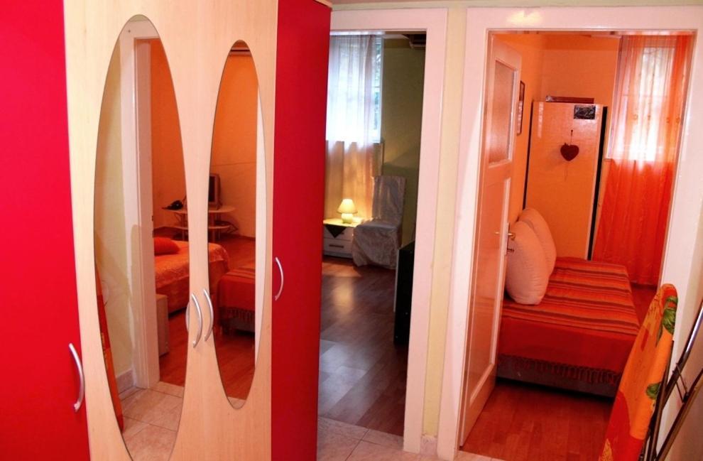 Guest House With Garden - Zuvan Σπλιτ Δωμάτιο φωτογραφία